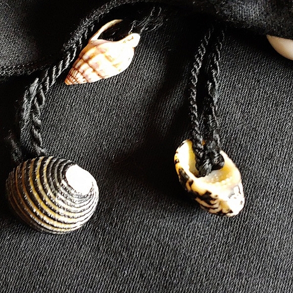 Cole of California - Beach n' Beyond Shell Coverup - Picture 6 of 11